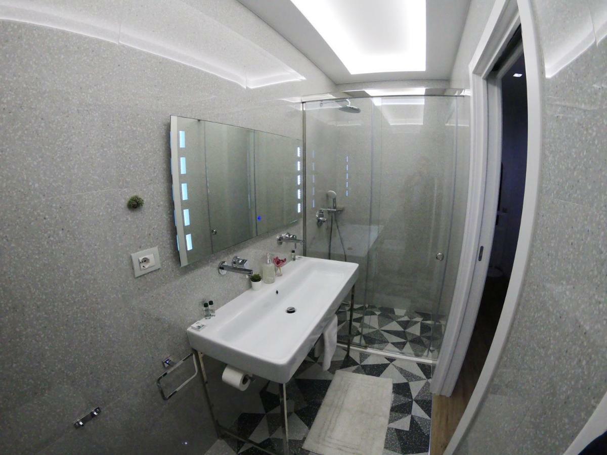 Tiranatop Suites 3 1000 Ft2 Экстерьер фото